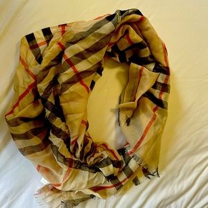 Burberry Giant check gauze scarf